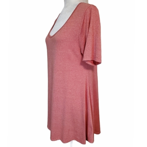 *SOLD* LulaRoe Simply Comfortable Flowy T-Shirt - Picture 2 of 6
